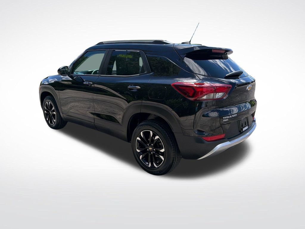 Used 2021 Chevrolet TrailBlazer LT AWD/4WD image 3