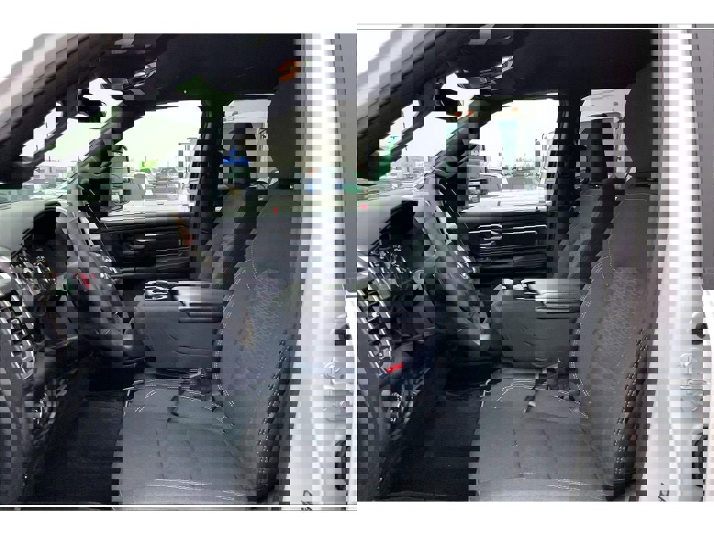 Used 2025 RAM 1500 Big Horn image 26