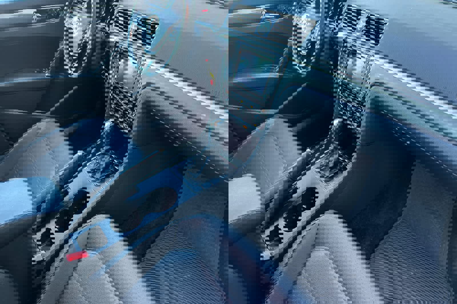 Used 2017 Volkswagen Passat 1.8T R-Line w/ R-Line Lighting Package image 15