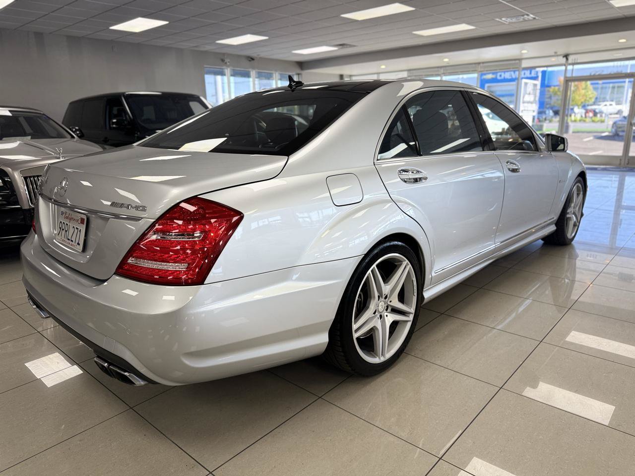 Used 2013 Mercedes-Benz S 63 AMG w/ Rear Seat Pkg image 6