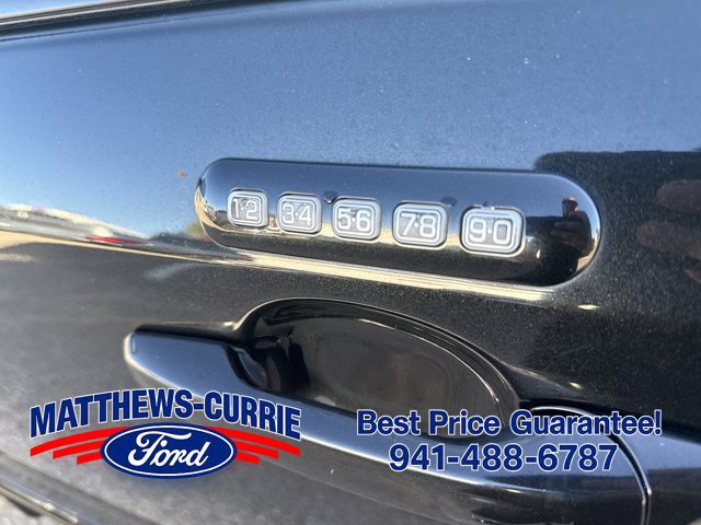Used 2013 Ford Edge Sport w/ Driver Entry Pkg FWD image 9