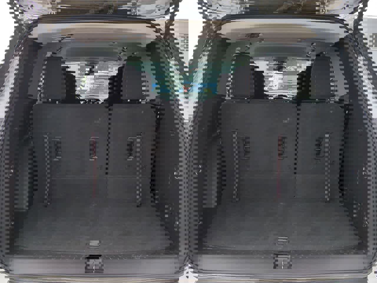 Used 2019 Chevrolet Traverse LT w/ LPO, Floor Liner Package AWD/4WD image 33