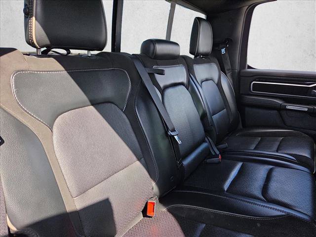 Used 2019 RAM 1500 Laramie AWD/4WD image 16