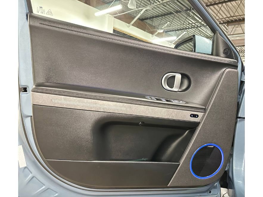 Used 2023 Hyundai Ioniq 5 Limited image 19