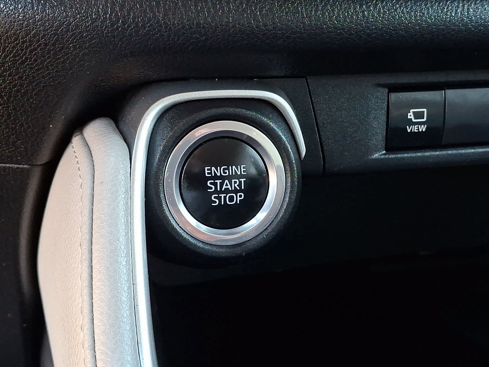 Used 2024 Toyota Grand Highlander AWD image 28