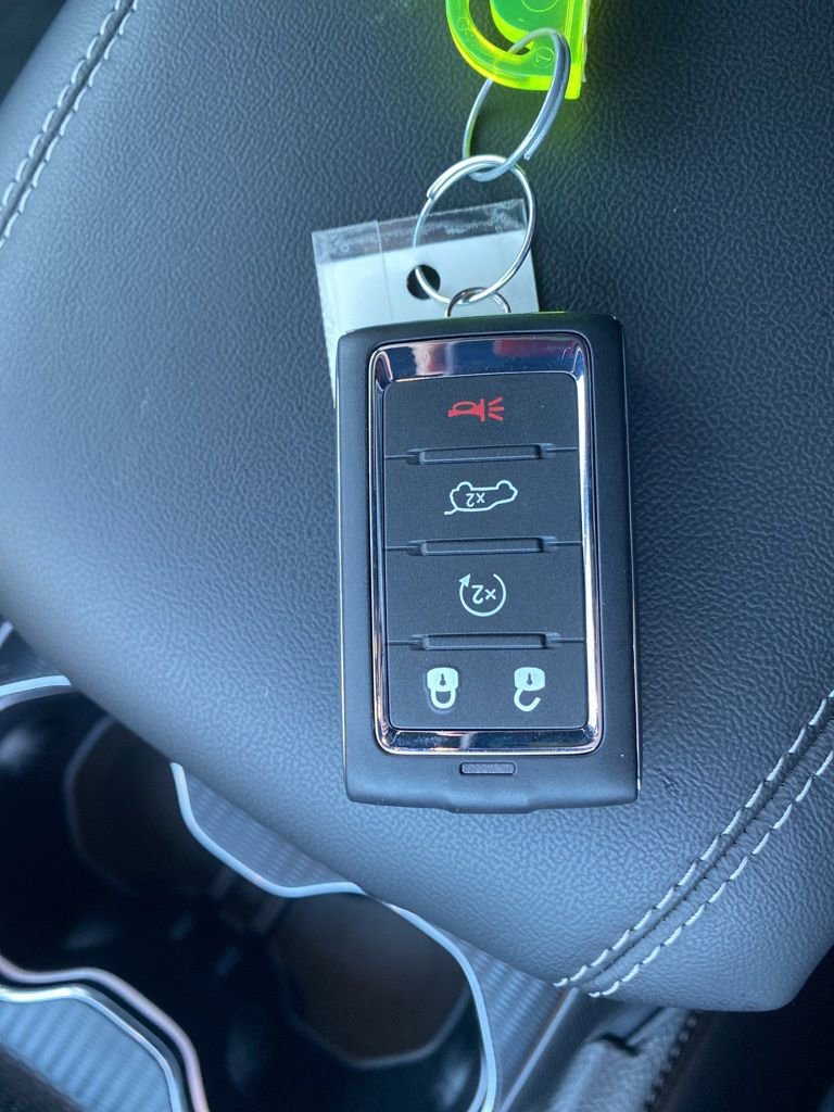 New 2025 Jeep Grand Cherokee L Altitude image 49