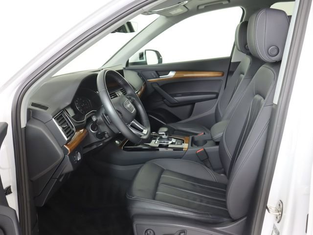 Certified 2023 Audi Q5 2.0T Premium w/ Convenience Package image 12