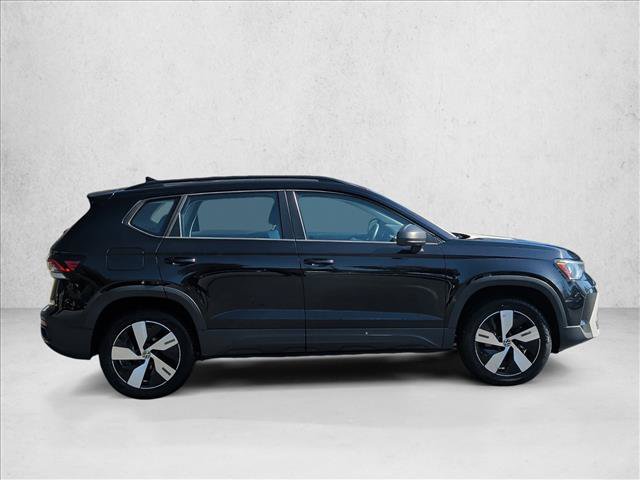 Used 2025 Volkswagen Taos S AWD/4WD image 4