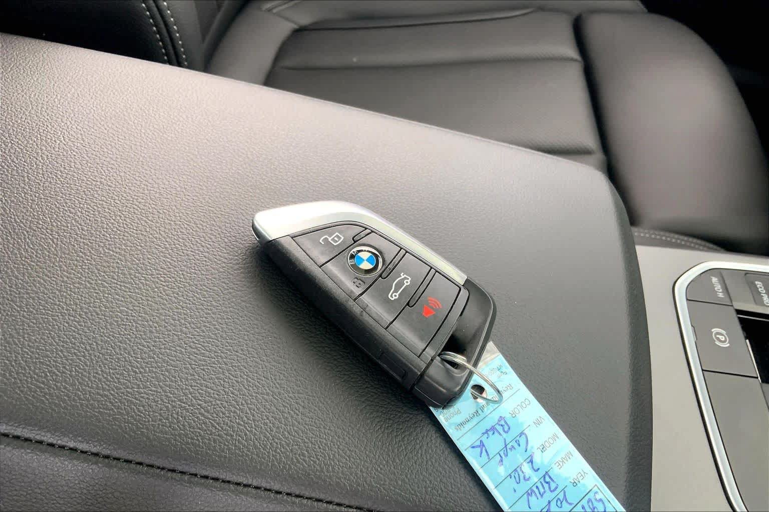 Used 2025 BMW 230i Coupe RWD image 13