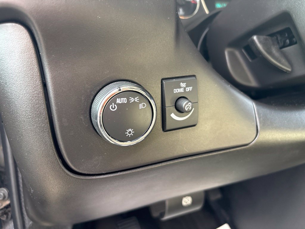Used 2021 Chevrolet Express 2500 w/ Driver Convenience Package RWD image 18