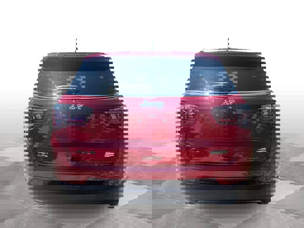 Used 2023 Jeep Compass Latitude image 7