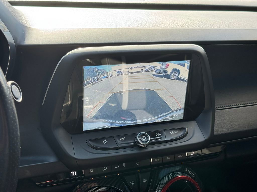 Used 2018 Chevrolet Camaro SS image 23