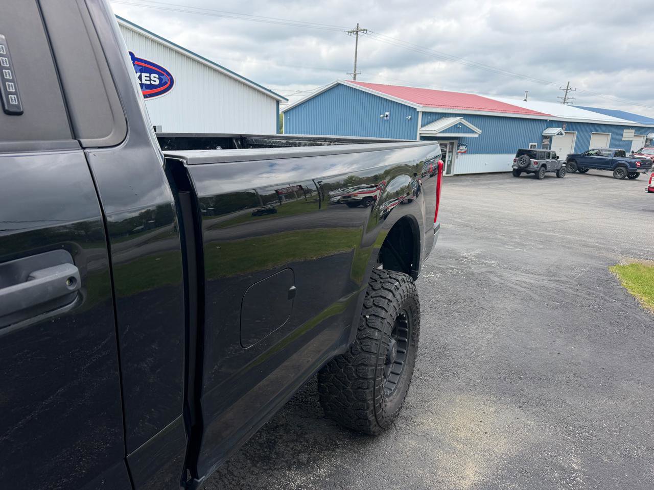 Used 2017 Ford F350 XLT w/ XLT Value Package AWD/4WD image 12