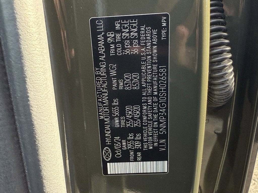 Used 2025 Hyundai Santa Fe Limited image 32