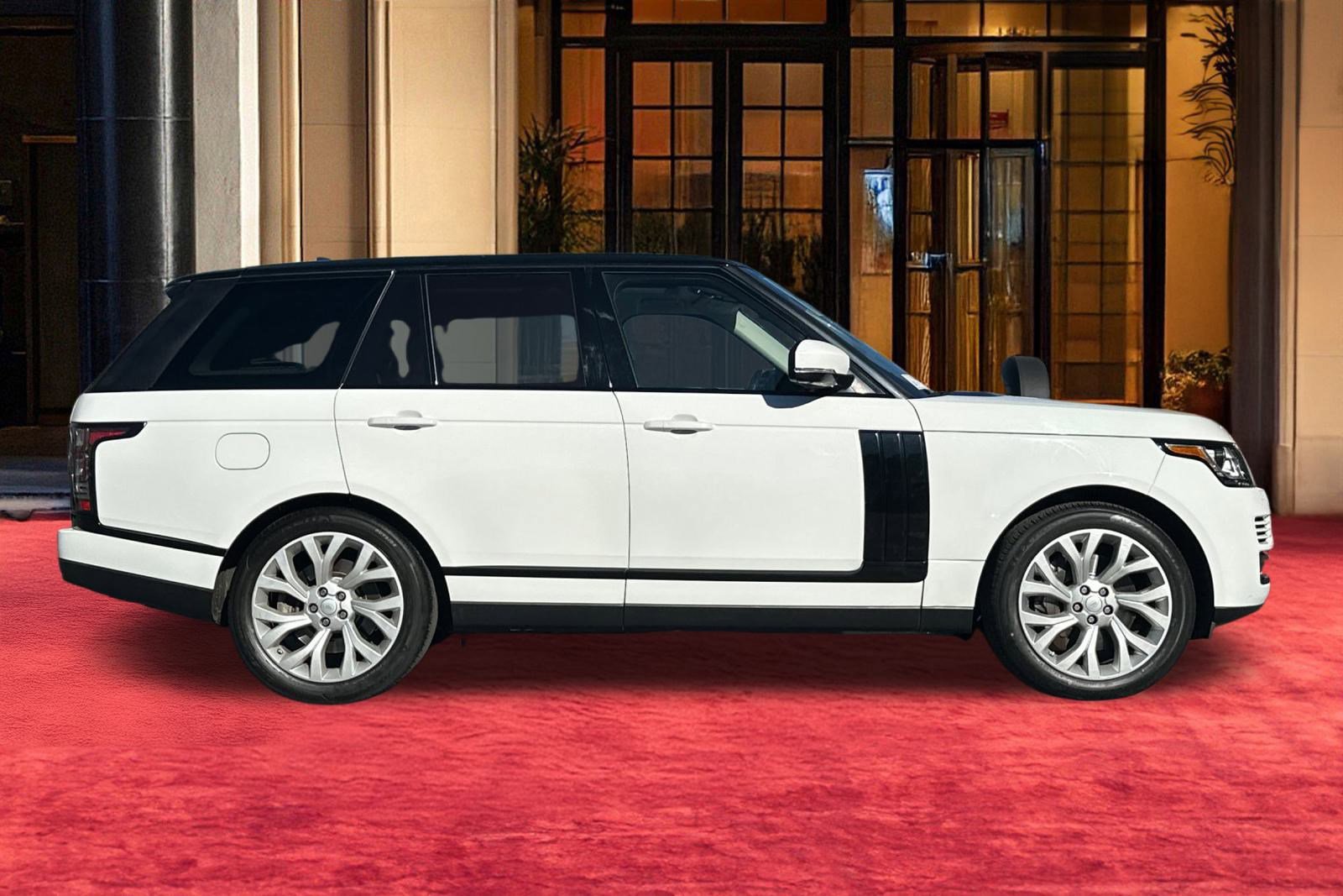 Used 2016 Land Rover Range Rover Supercharged image 9