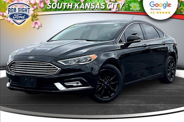 Used 2017 Ford Fusion SE w/ Fusion SE Technology Package