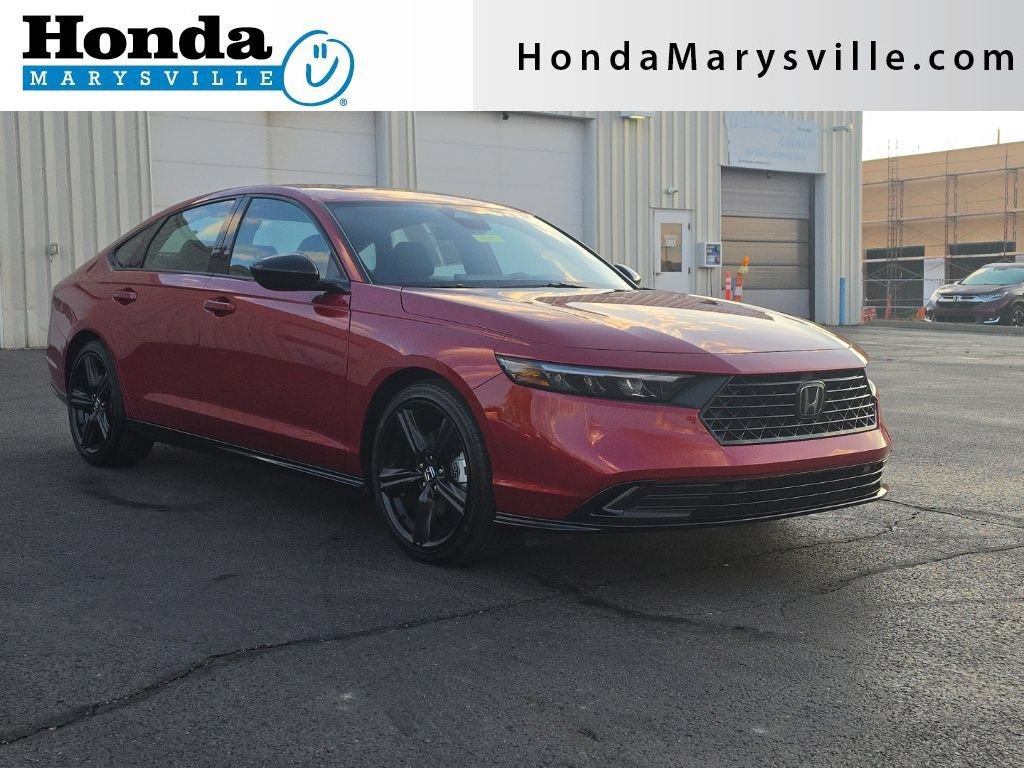 Used 2025 Honda Accord Sport image 1