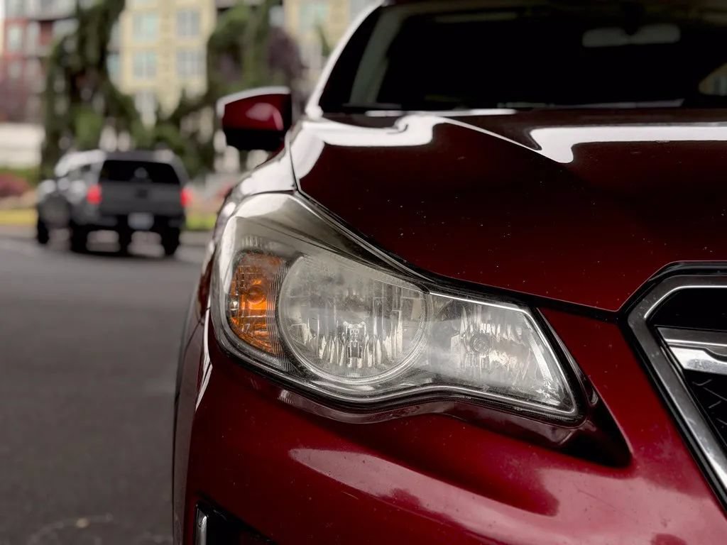 Used 2017 Subaru Crosstrek 2.0i Premium AWD/4WD image 12