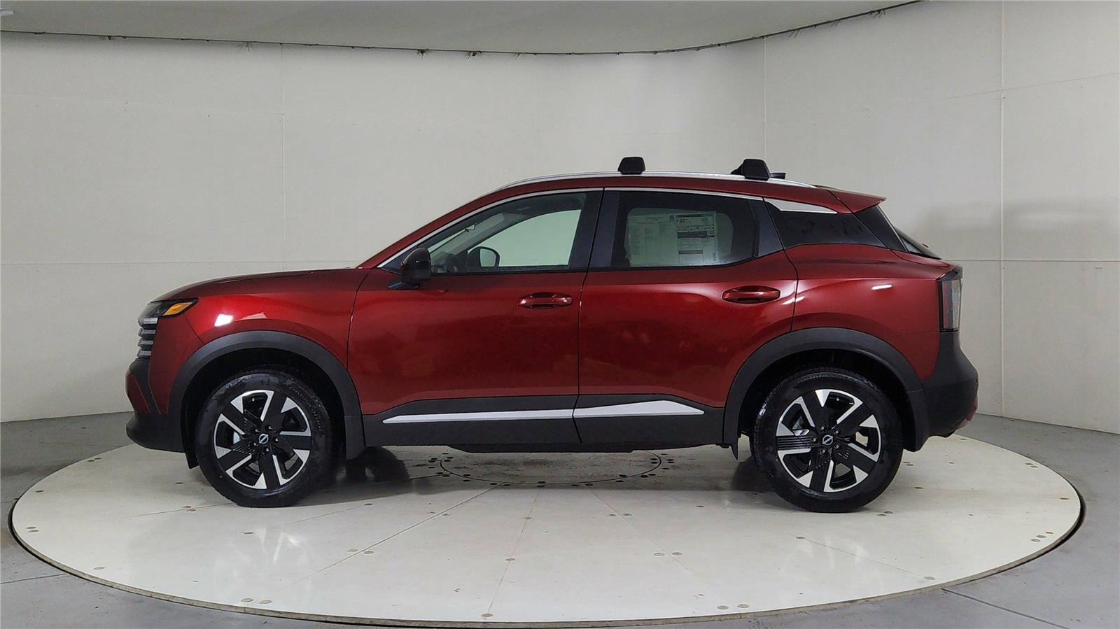 New 2026 Nissan Kicks SV w/ Charging Package image 4