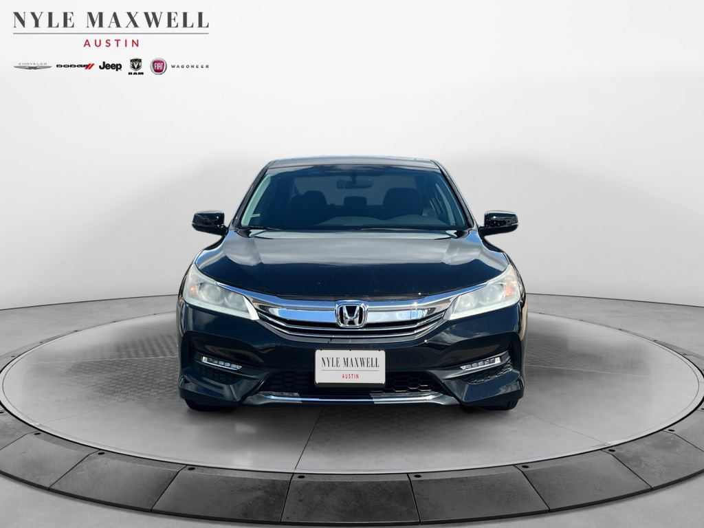 Used 2017 Honda Accord EX image 18