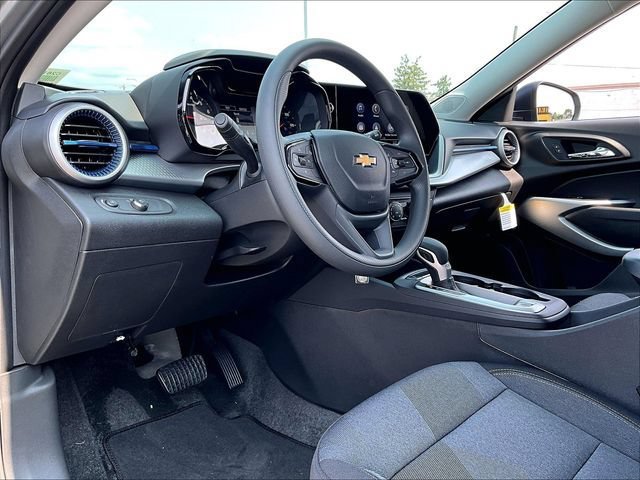 New 2026 Chevrolet Trax LS FWD image 8
