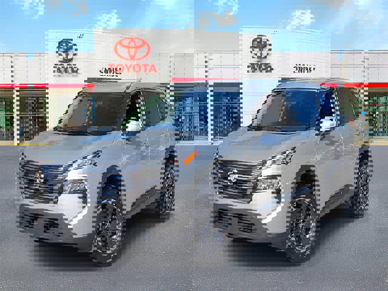 Used 2024 Nissan Rogue SV