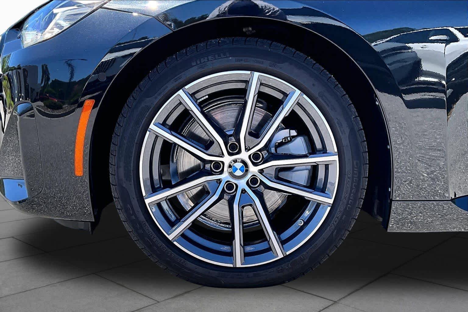 Certified 2025 BMW 230i Coupe w/ Premium Package RWD image 11
