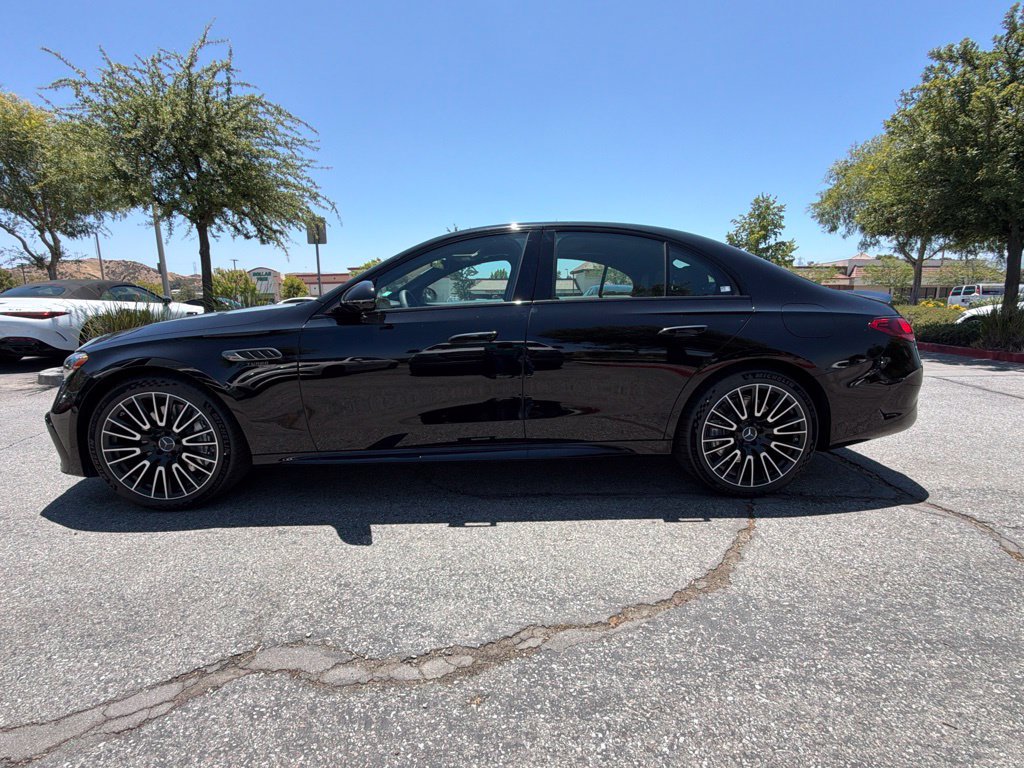 New 2026 Mercedes-Benz E 53 AMG e 4MATIC Sedan image 12