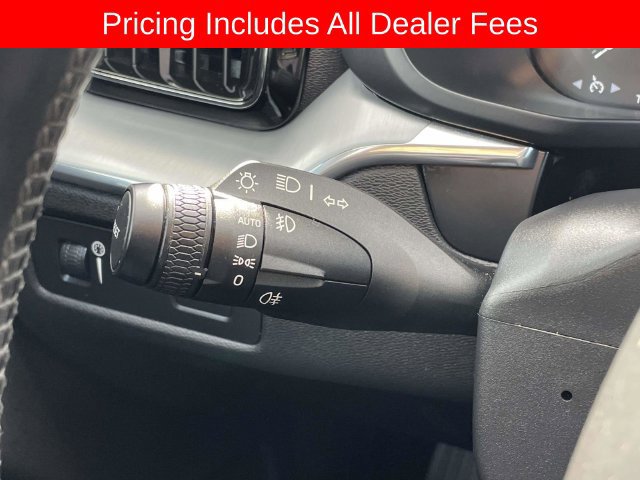 Used 2018 Volvo XC60 T5 Momentum w/ Vision Package AWD/4WD image 22