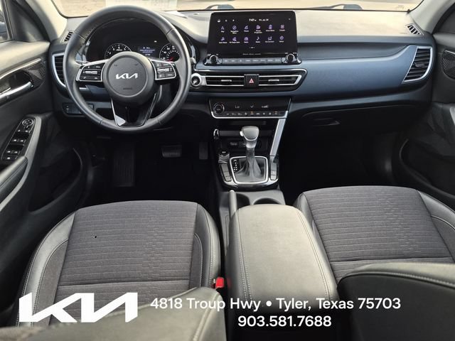 Certified 2023 Kia Seltos S w/ Navigation Package FWD image 21