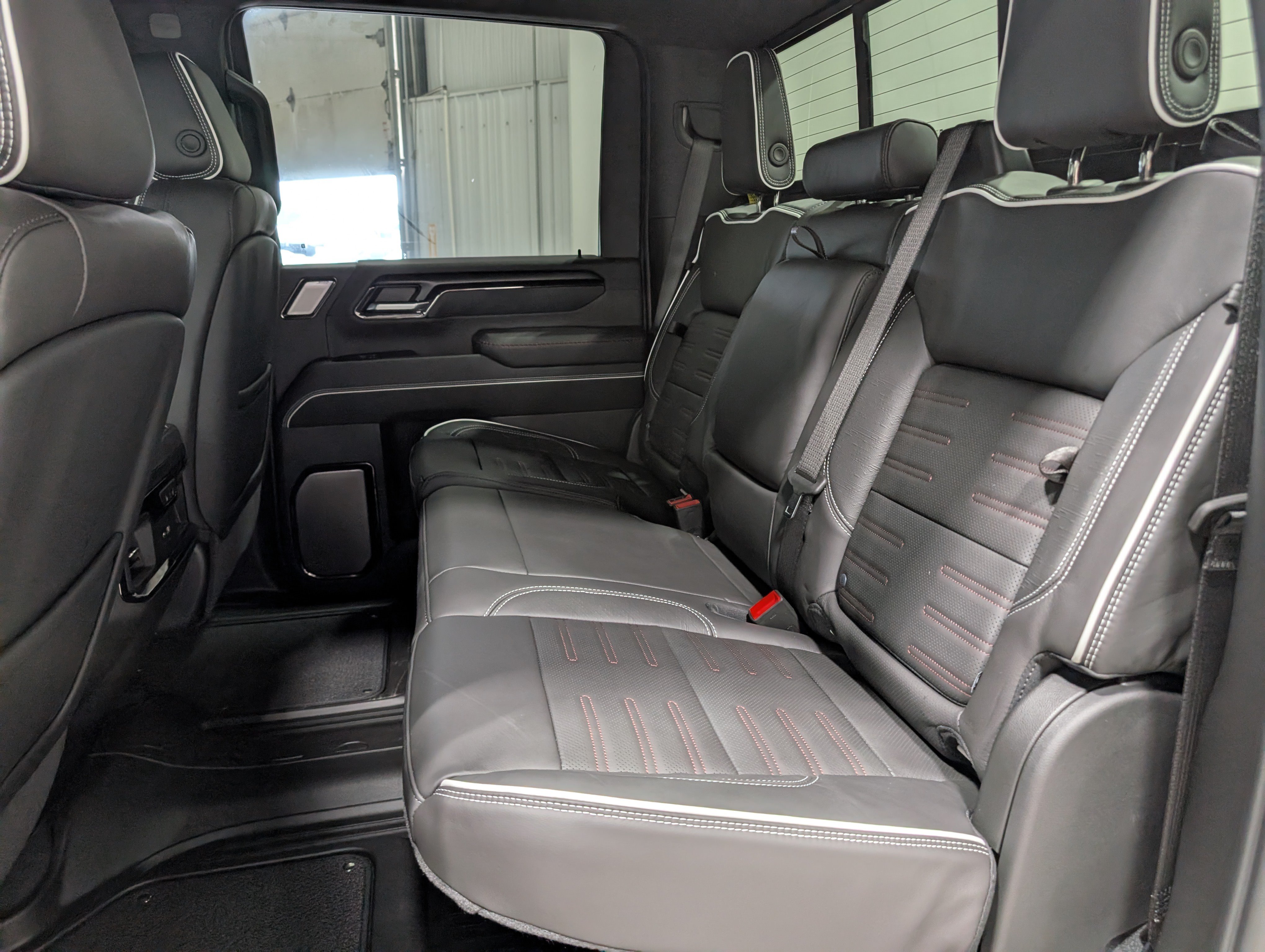 Used 2026 GMC Sierra 2500 AT4X AWD/4WD image 17