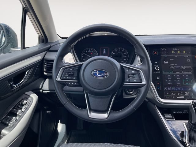 Certified 2025 Subaru Outback Premium AWD/4WD image 12
