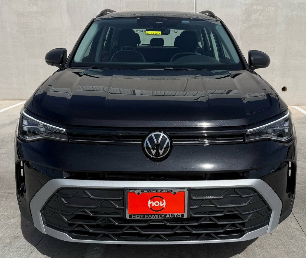 Used 2025 Volkswagen Taos S image 2