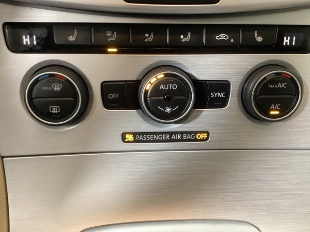 Used 2016 Volkswagen CC Sport image 25