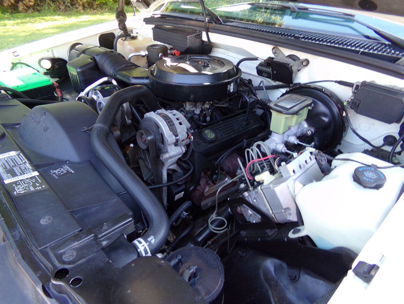 Used 1994 Chevrolet Suburban K1500 4WD image 29