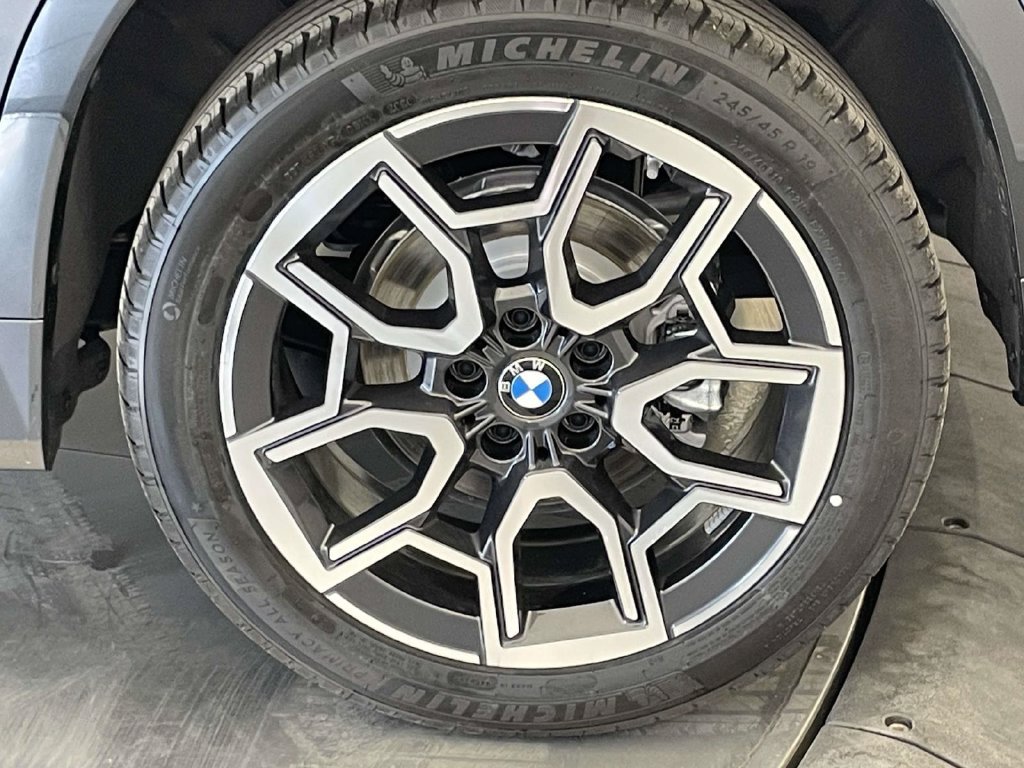 New 2027 BMW X1 xDrive28i w/ Technology Package AWD/4WD image 12