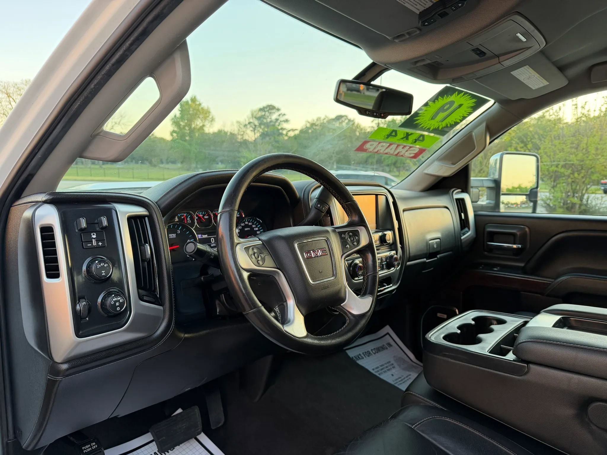 Used 2019 GMC Sierra 2500 SLT w/ Duramax Plus Package AWD/4WD image 9