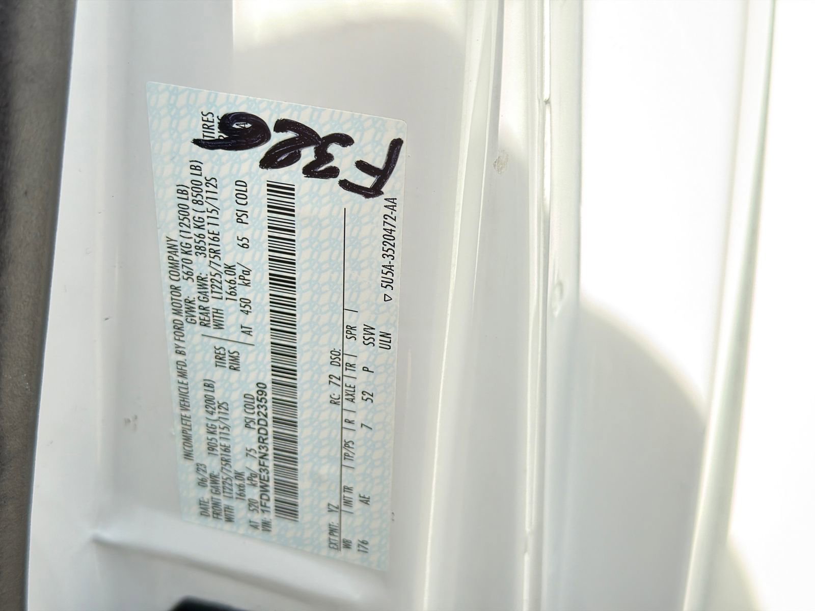 Used 2024 Ford E-350 and Econoline 350 Super Duty w/ Power Windows & Locks Group image 29