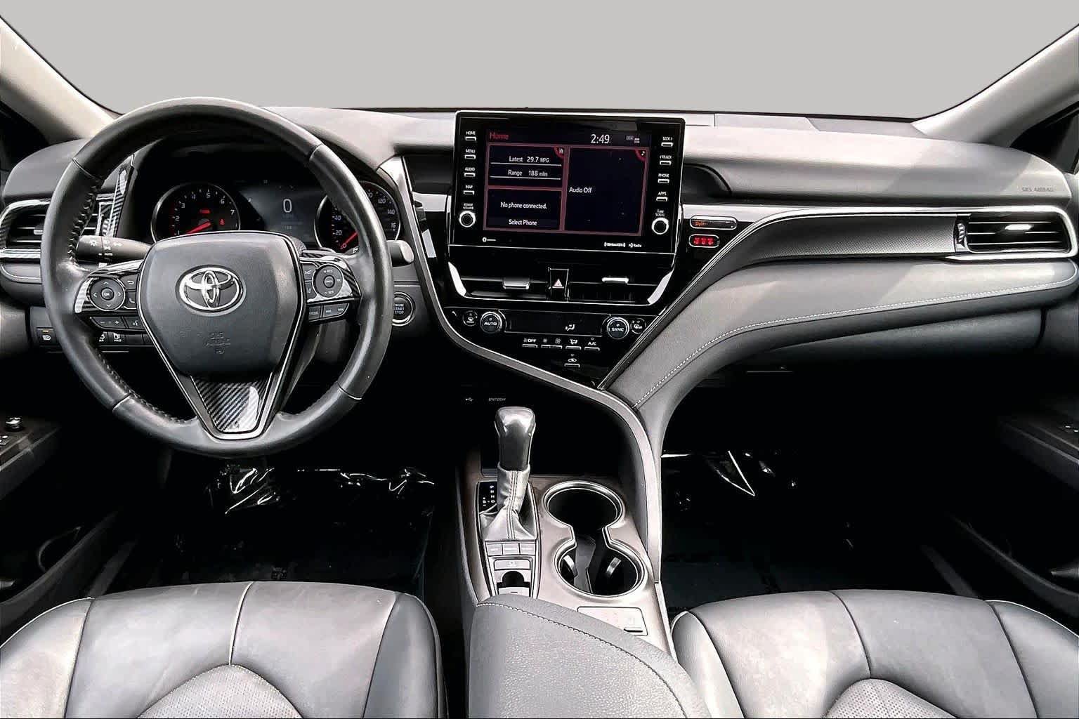 Used 2021 Toyota Camry XSE FWD image 16