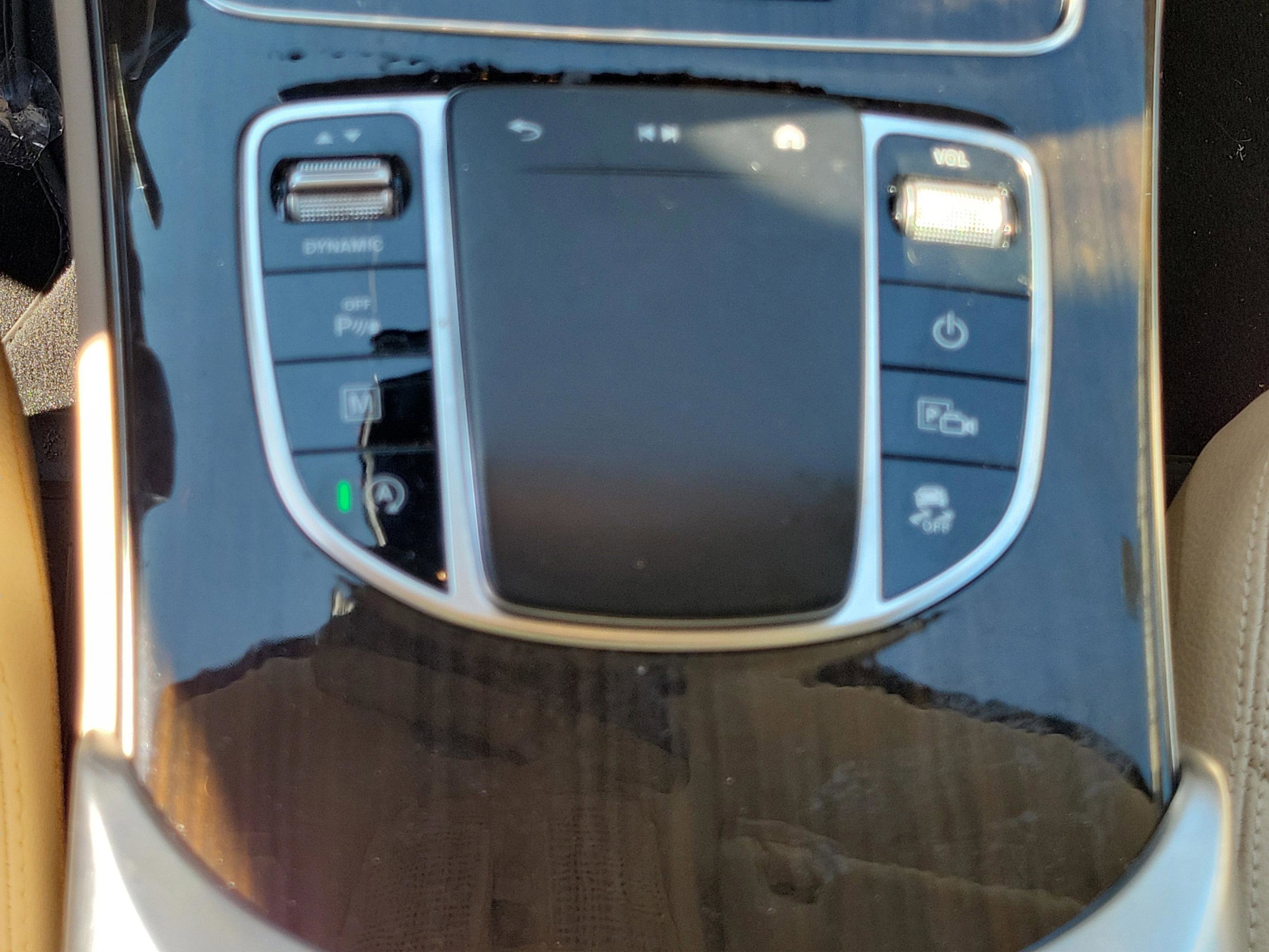 Used 2022 Mercedes-Benz GLC 300 image 22