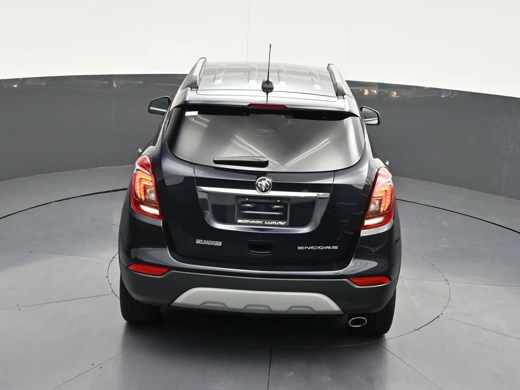 Used 2022 Buick Encore Preferred w/ Safety Package FWD image 18