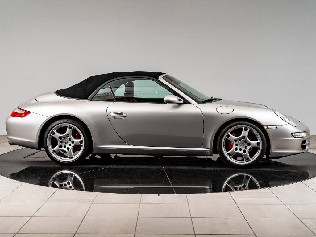 Used 2006 Porsche 911 Carrera S RWD image 9