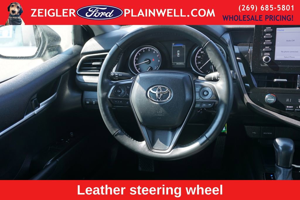 Used 2024 Toyota Camry SE image 13