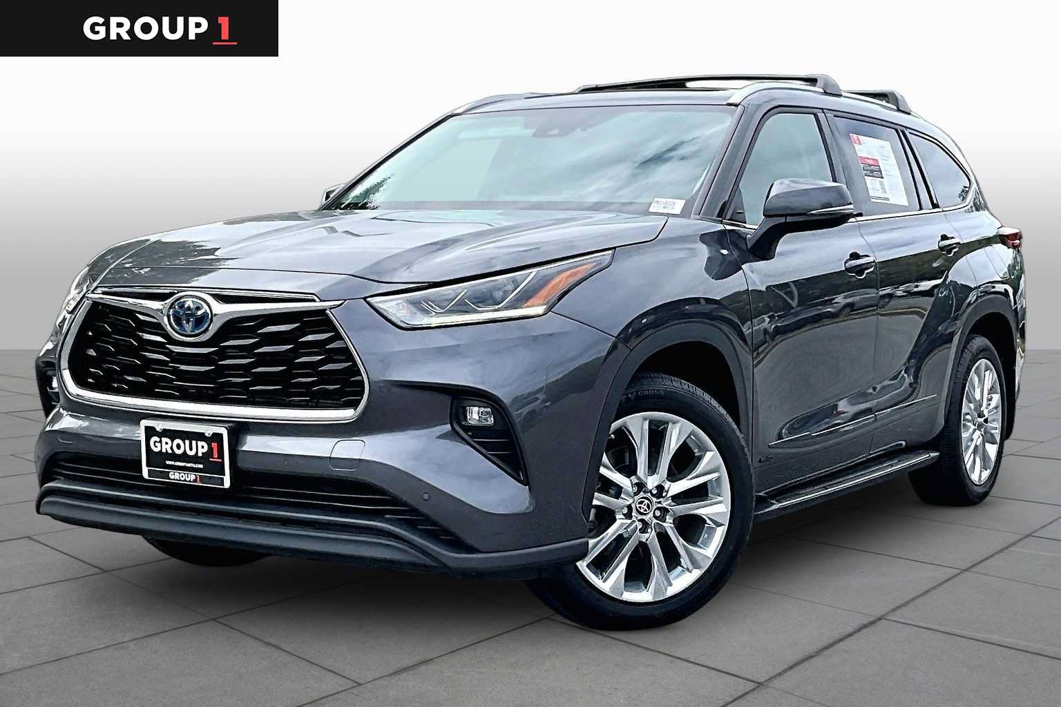Used 2023 Toyota Highlander Limited
