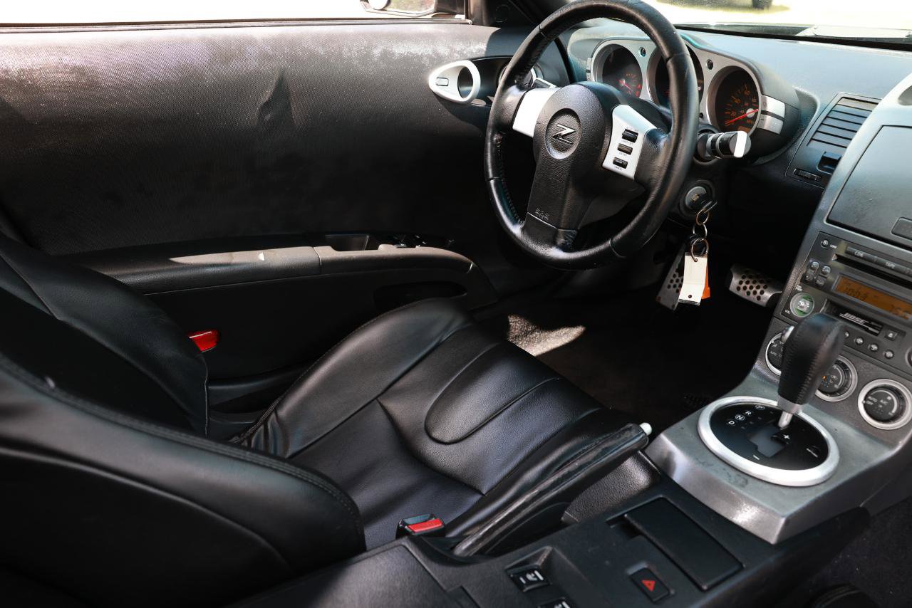 Used 2003 Nissan 350Z Touring RWD image 12