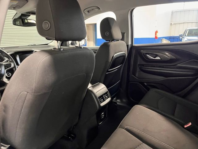 Used 2024 GMC Terrain SLE image 18