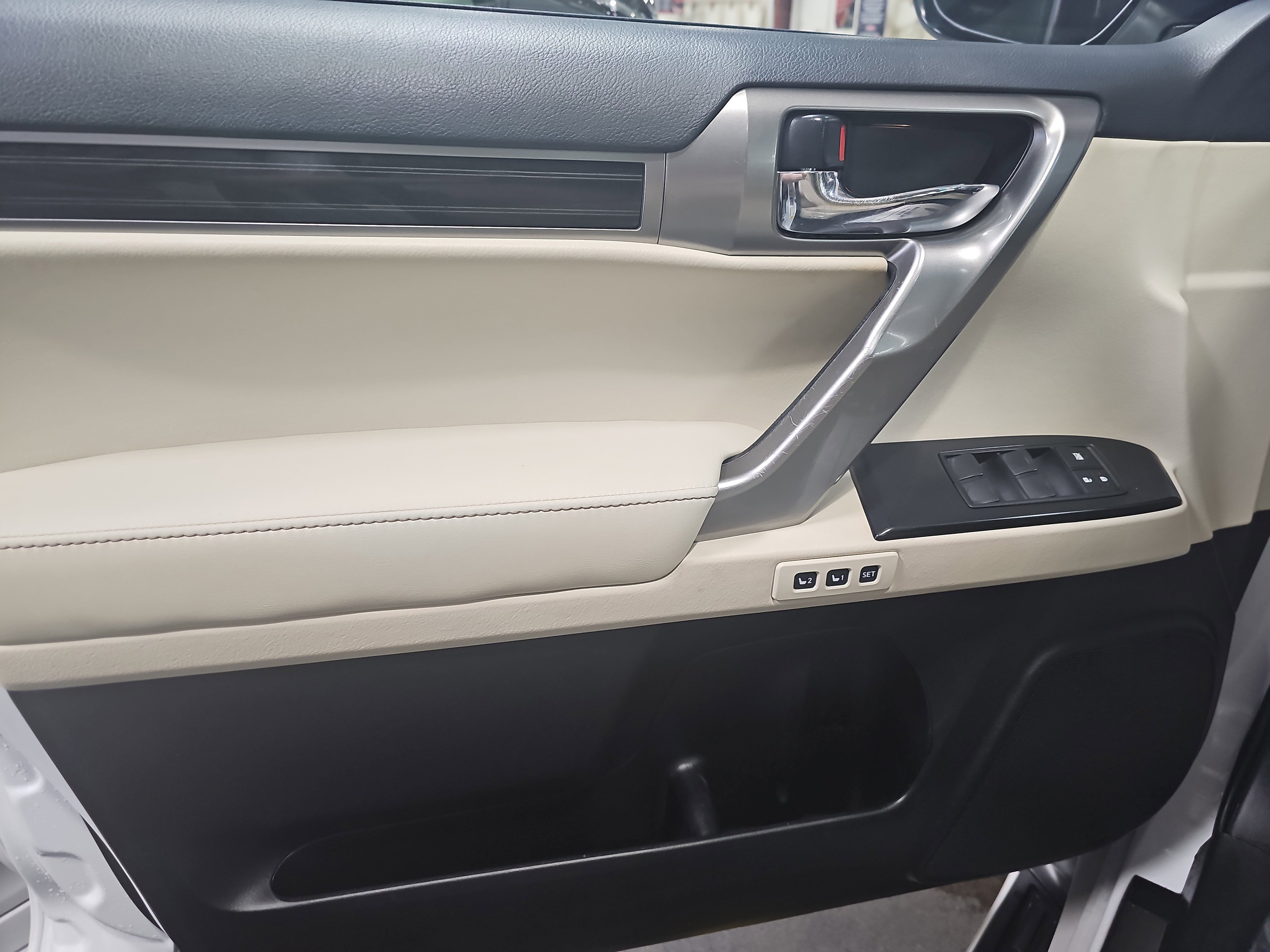 Used 2023 Lexus GX 460 Premium image 28