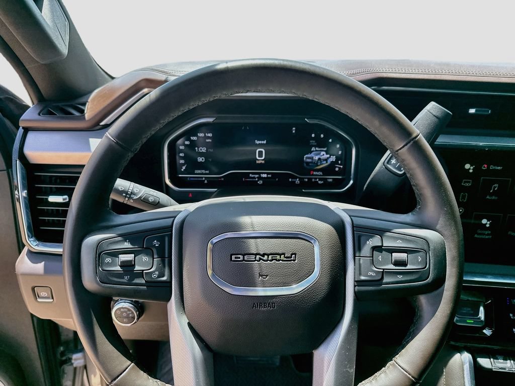Used 2025 GMC Sierra 2500 Denali w/ Denali Reserve Package AWD/4WD image 14