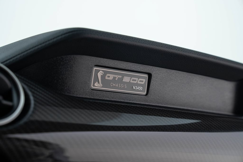 Used 2022 Ford Mustang Shelby GT500 w/ Carbon Fiber Track Pack RWD image 38