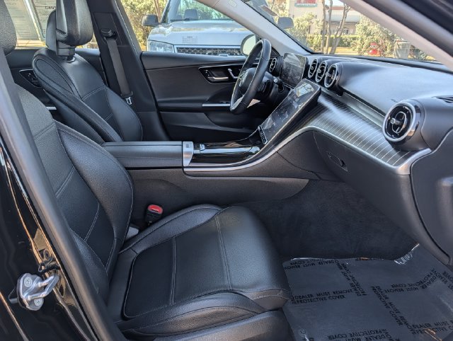 Used 2023 Mercedes-Benz C 300 Sedan image 33